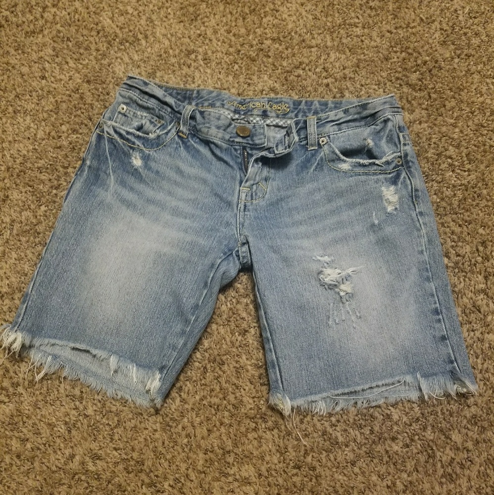 American Eagle Bermuda shorts